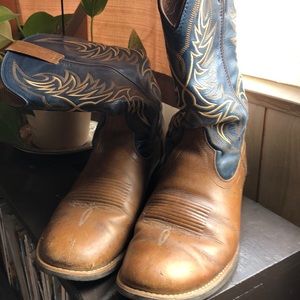 Ariat men’s western boots